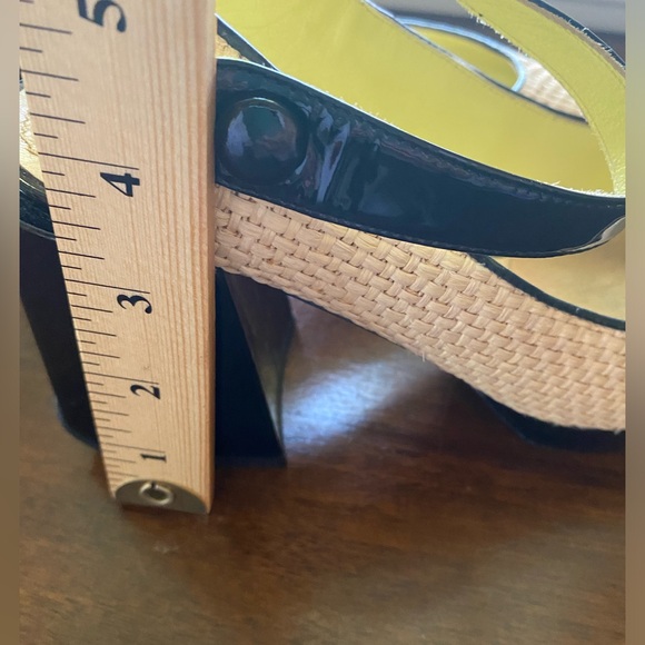 Pollini Raffia Slingback Pumps Open Toe, Woven Neutral w/Black Heel; Size: 9.5 - Picture 5 of 11